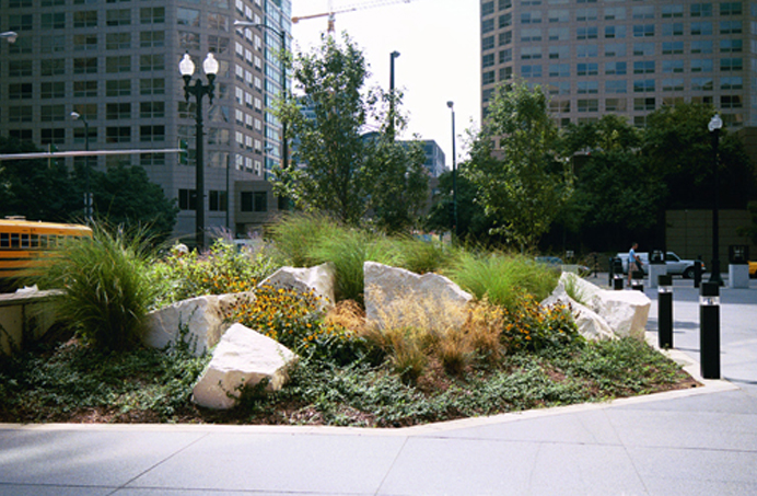 JRA_Harold Washington Social Security Center_Berm 2